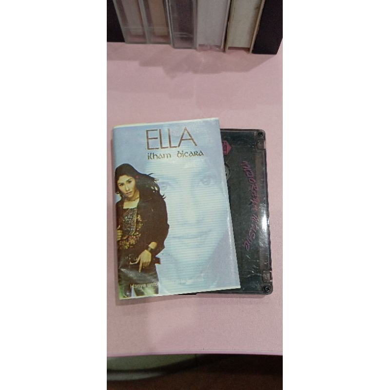 kaset ella berubah
