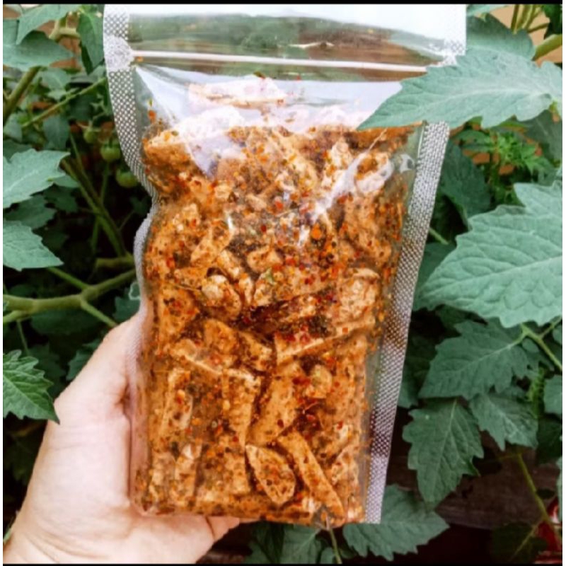 

Basreng Pedas Daun jeruk 100 gram bakso goreng cemilan snack pedas gurih termurah