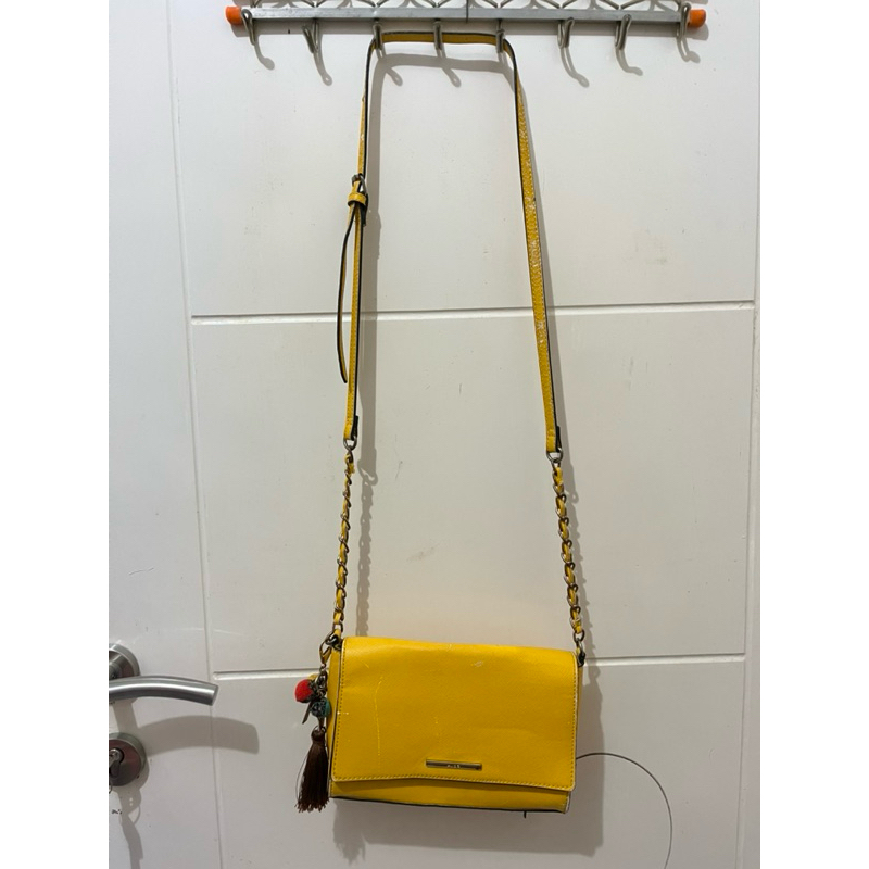 Preloved Tas Aldo Warna Kuning