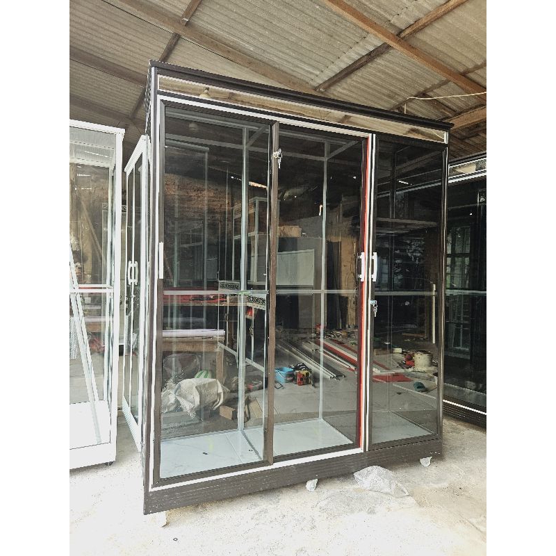 Lemari pakaian kaca 3 pintu sliding