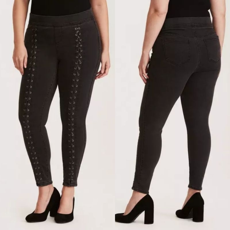 Torrid jeans leging lace up