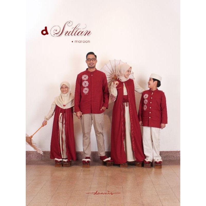 Sarimbit dannis d'Sultan sarimbit keluarga terbaru