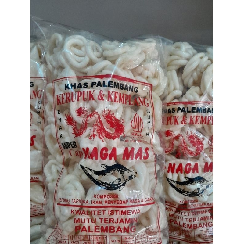 

Kerupuk Kemplang Sanggul Ikan Tenggiri Cap Naga Mas Khas Palembang 250 Gram & 500 Gram