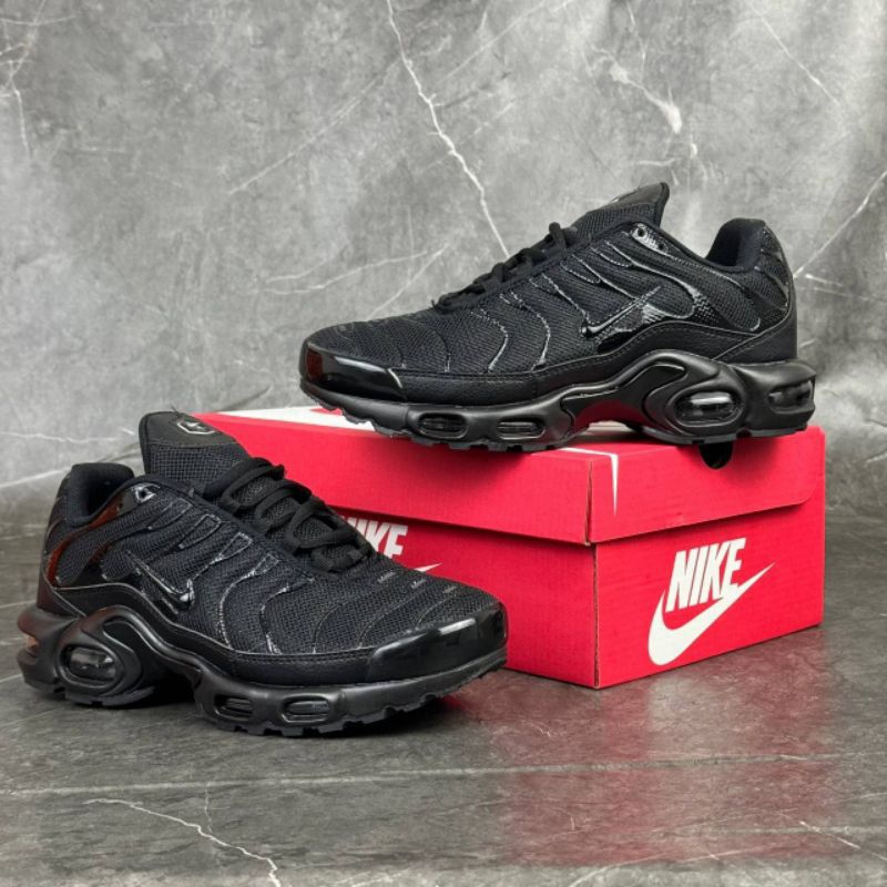 Sepatu Nike Air Max Plus TN Triple Black 100% BNIB Original