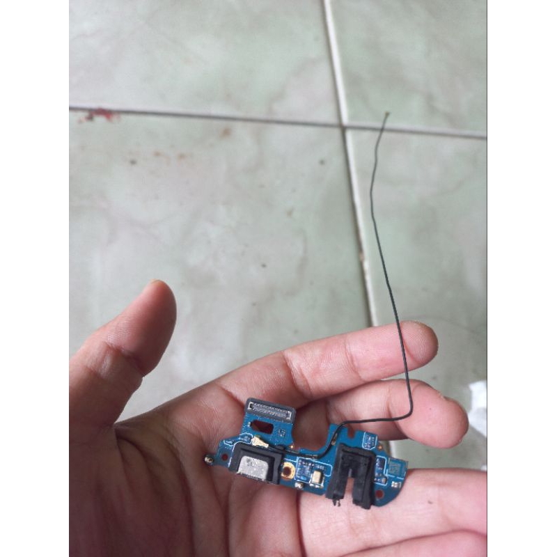 konektor cas dan antena relame 8i ori copotan hp garansi normal