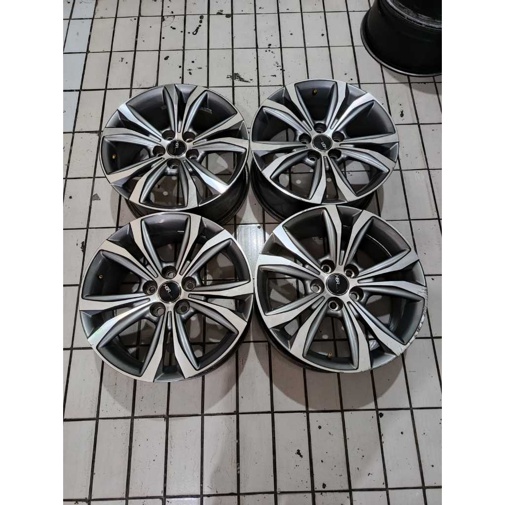 Velg Mobil Bekas KAWANUA(HSR) R17 Innova Camry Voxy Ertiga Luxio Apv S-cross