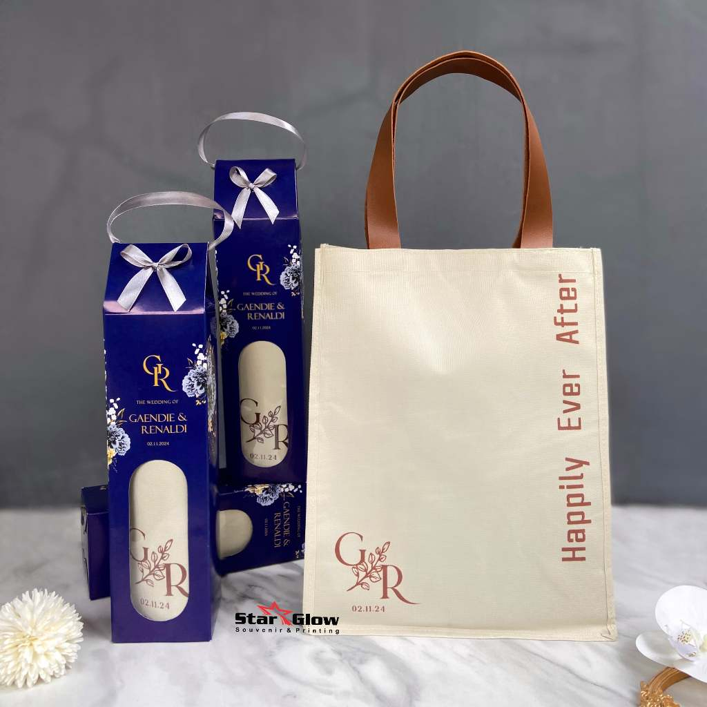 SOUVENIR PERNIKAHAN TOTEBAG KEMAS BOX CUSTOM/ TOTEBAG SYNTETIC LEATHER SOUVENIR WEDDING/SOUVENIR PER
