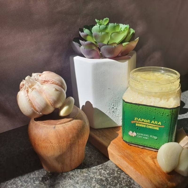 

Bawang Putih Cincang dalam Minyak