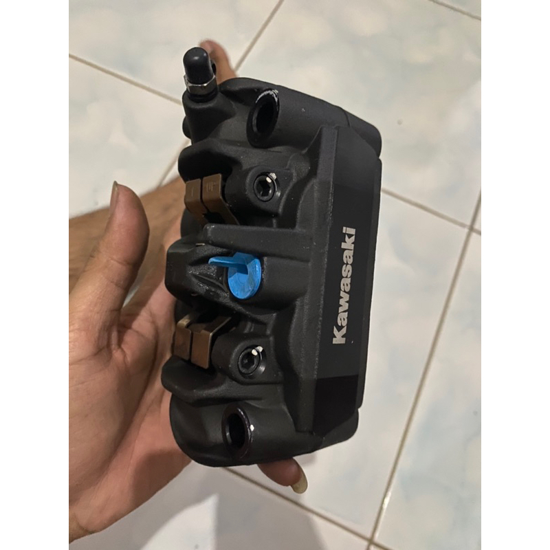 kaliper KawasKi ZX25R