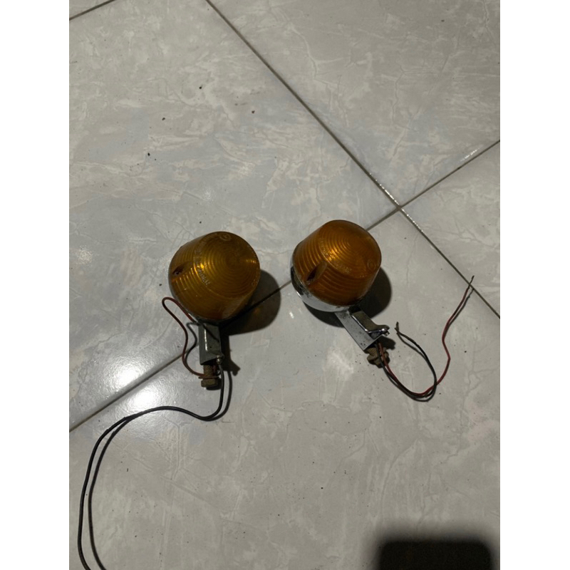 Satu Sen Sein Reteng Belakang Suzuki Fr70 Fr70 Jambul Kuncung