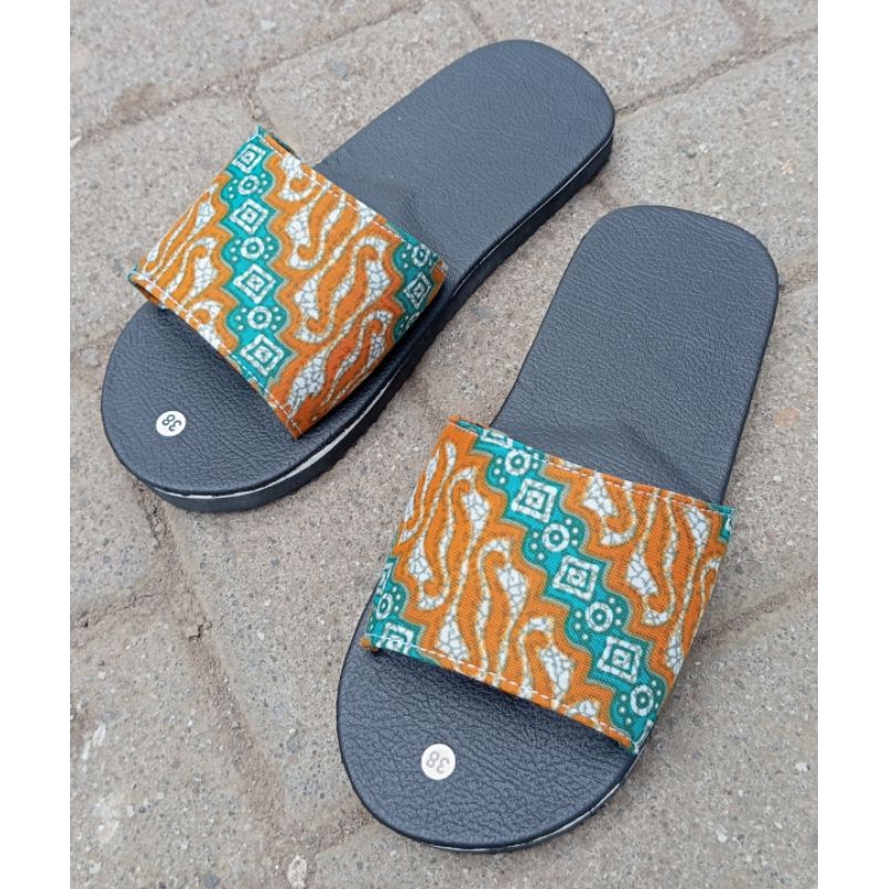 Sandal batik/sandal kulit/sandal terlaris/sandal kulit batik/sandal wanita/sandal murah/sandal pria/