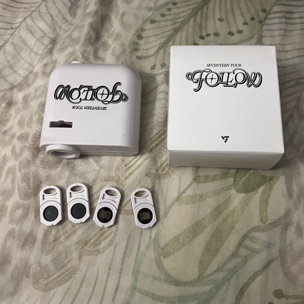 SEVENTEEN FOLLOW TOUR MINI BEAM PROJECTOR