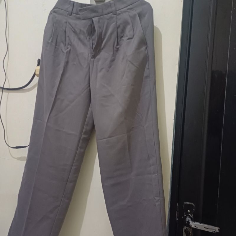 celana bahan Grl highwaist loostpants abu tua