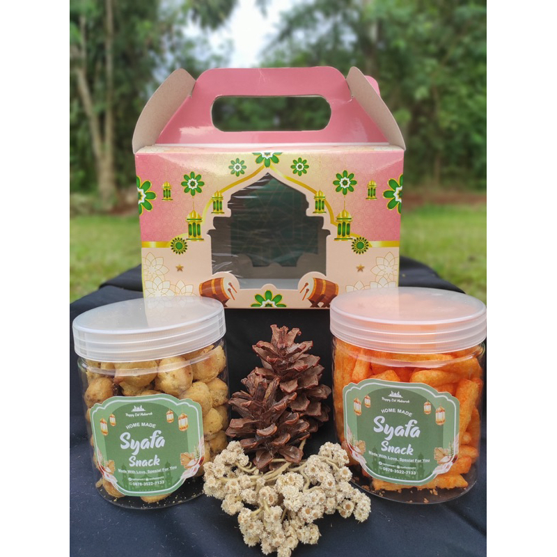 

Hampers Lebaran Isi 2 Toples Snack 600 ml - Makanan Cemilan Kering Pedas Ramadan 2025 - Keripik, Food, Camilan