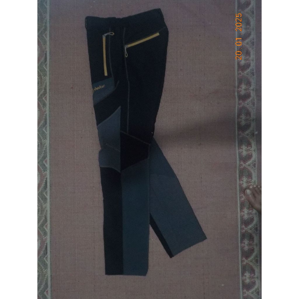Celana Outdoor/Gunung Deuter
