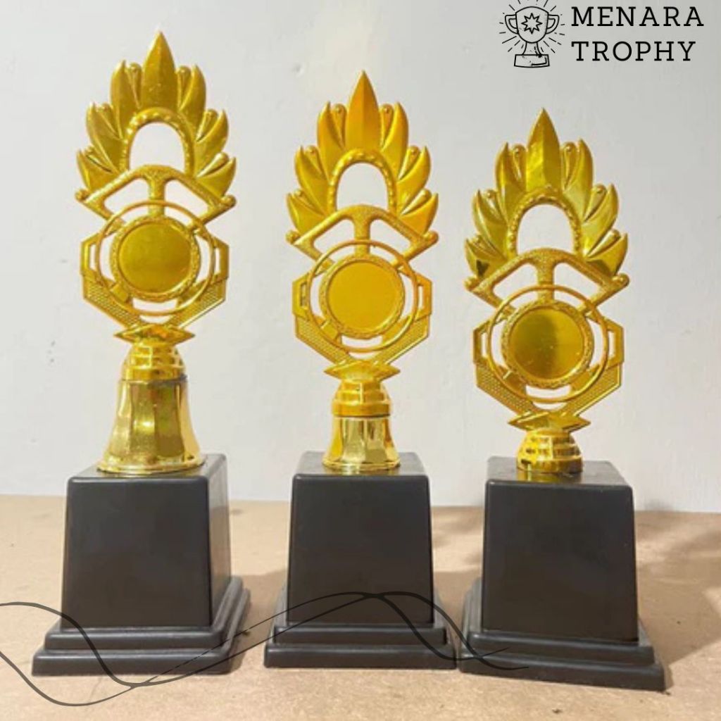 Piala 1 Set Murah Emas Piala Kejuaraan Piala Murah Piala Indonesia Piala event Piala Set Piala 1 set