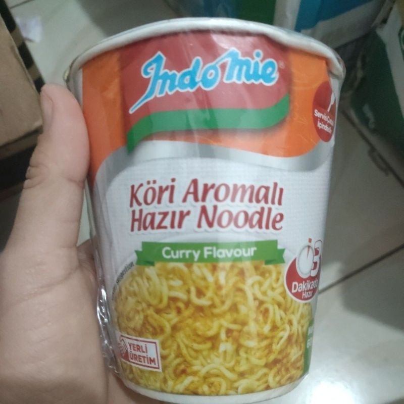 

pop mie asli dari Turki dengan rasa kari