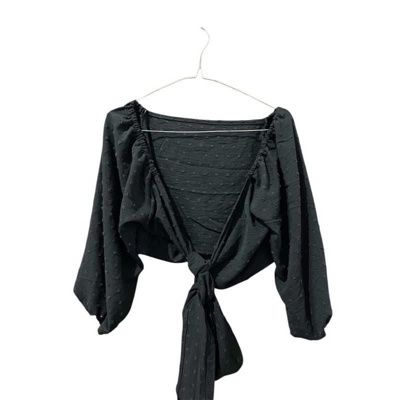outer crop warna hitam