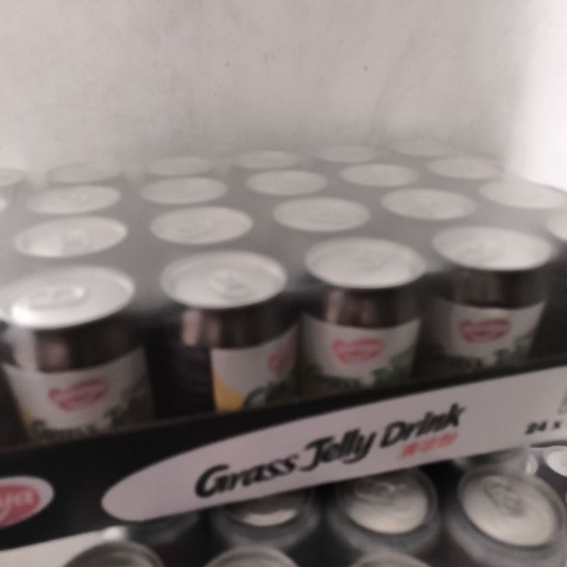 

Minuman kaleng Cincau Naraya, cincau kaleng