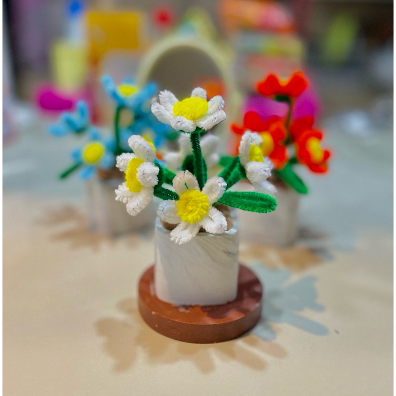 pot bunga mini / pot bunga palsu / bunga kawat bulu / pipe cleaners