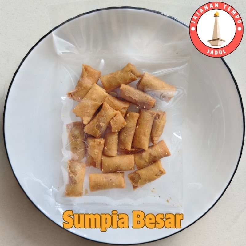 

(Ready Stock) Sumpia Besar 65 gram Snack Cemilan Jajajan Jadul
