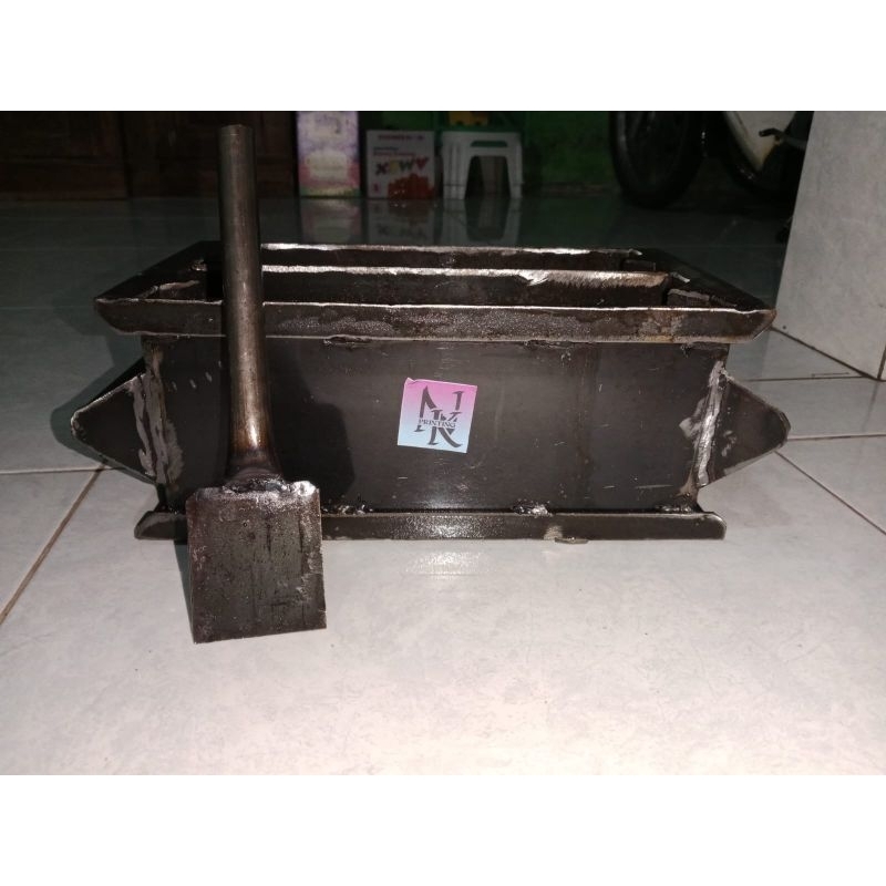 cetakan batako paten dobel 30x15x10 free penumbuk