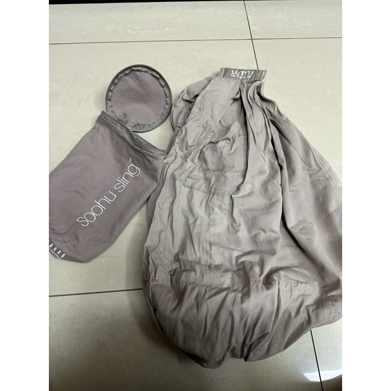 preloved WMM Soohu sling classic - gendongan bayi - warna grey