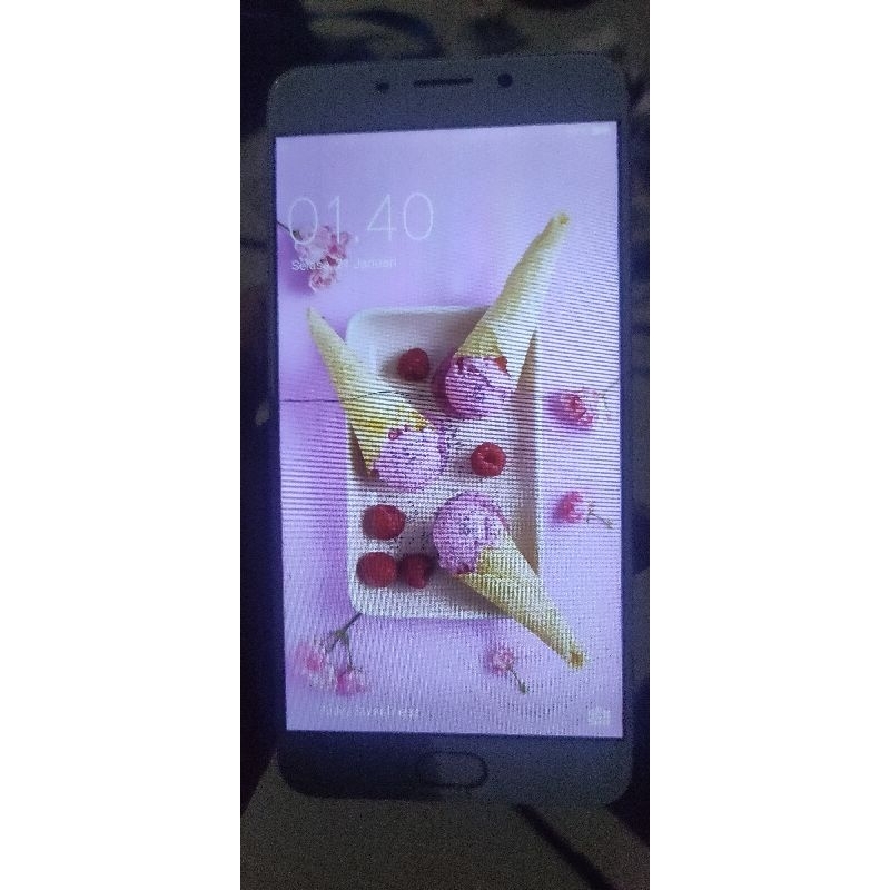 hp oppo f1 plus ram 4/64 minus deskripsi