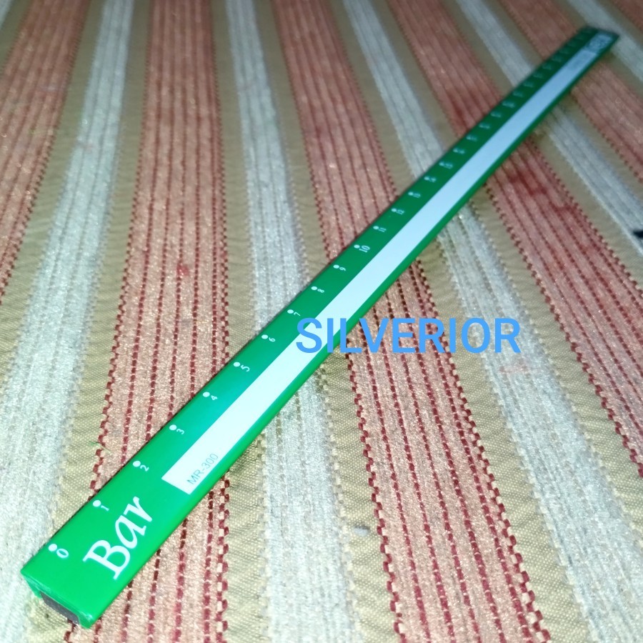 

Penggaris batang magnet tempelan penahan papan dokumen bar ruler 30cm