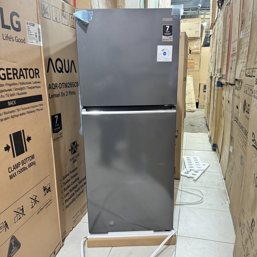 KULKAS AQUA JAPAN AQUA Kulkas 2 Pintu 190L AQR DTM245CBP / AQRDTM245CBP / AQR-DTM245CBP (LS) 245 DS 