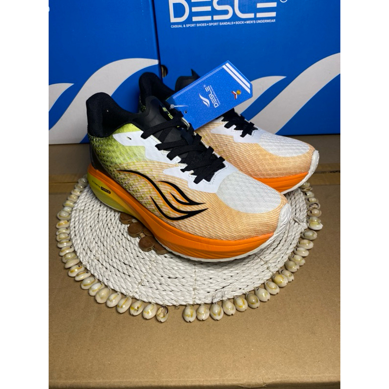 Sepatu lari wanita - Sonicx by Desle - Warna putih orange