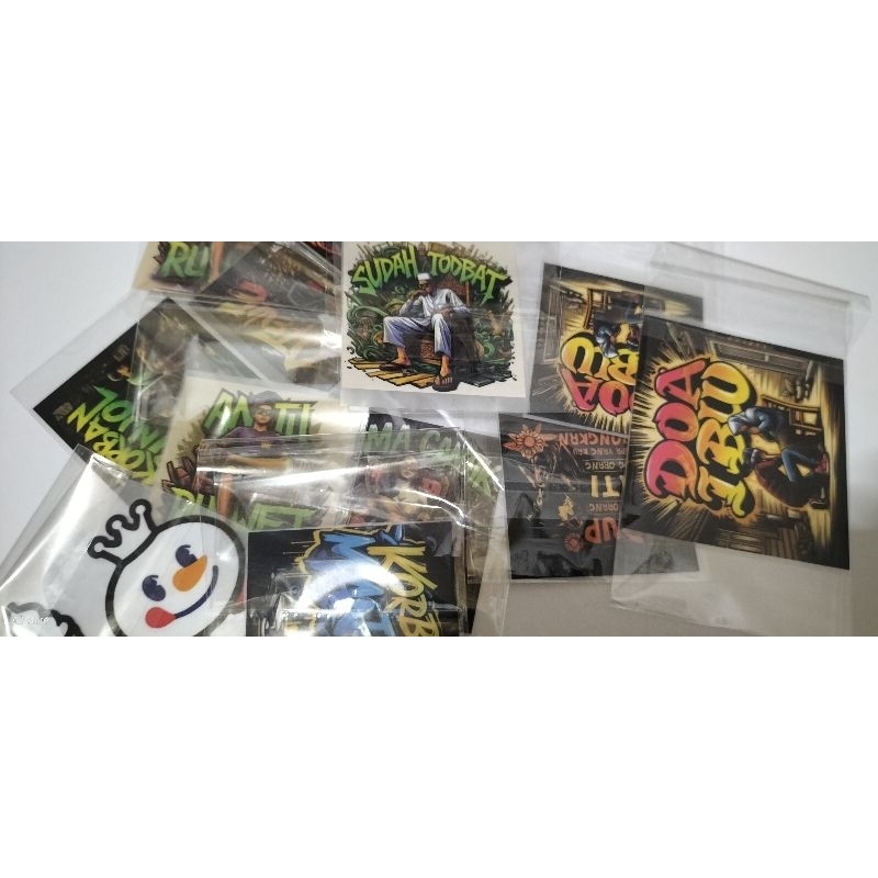 

grosir dtf tinggal tempel di kaos menggunakan setrika