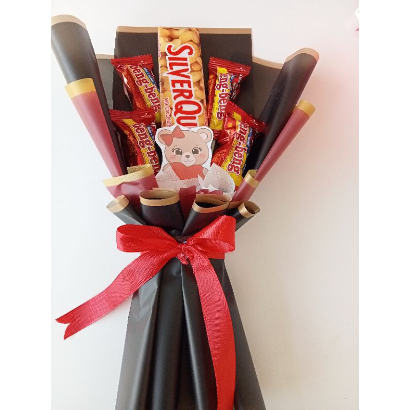 

buket special hari valentine buket coklat ( tanpa coklat silver queen) buket beng beng
