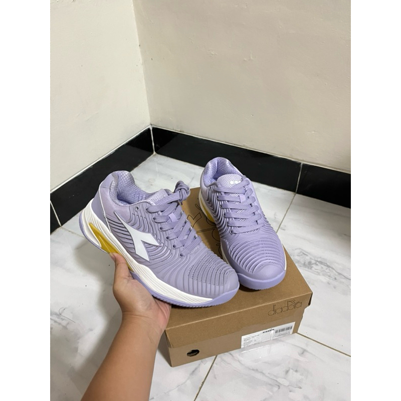 Sepatu tennis/ badminton Diadora women ungu sale 70% ukuran 38 (KENZO PURPLE)