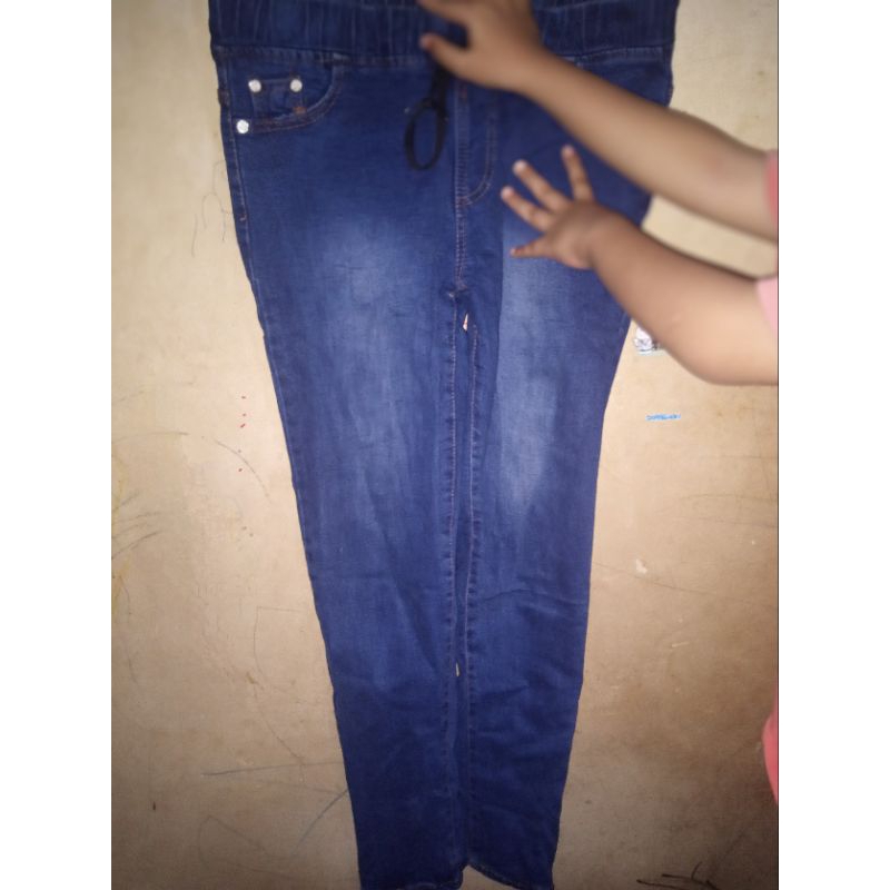 Celana Jeans Wanita Second preloved Bekas (ukuran 32)