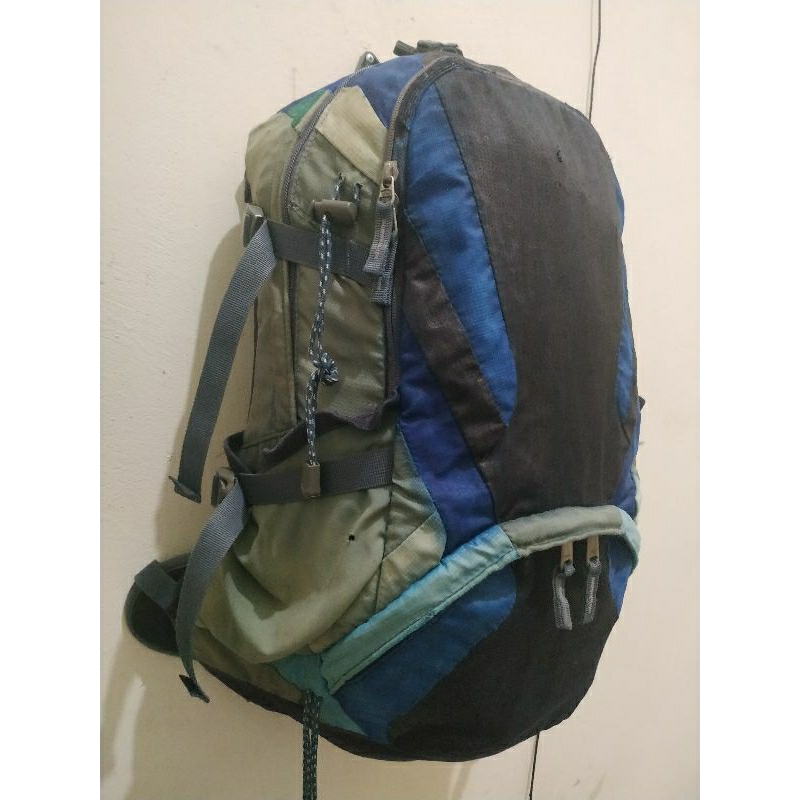 tas Deuter Futura 22 liter