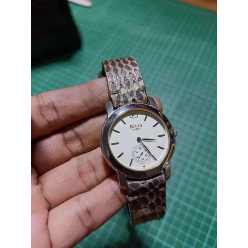jam tangan PICALLO