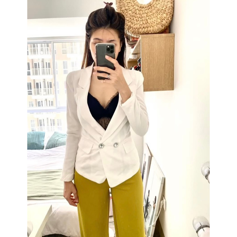 Blazer Putih Wanita Lengan Panjang