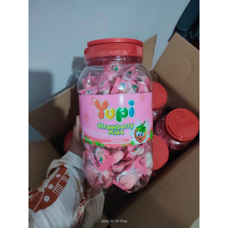 

Permen Yuppi Toples