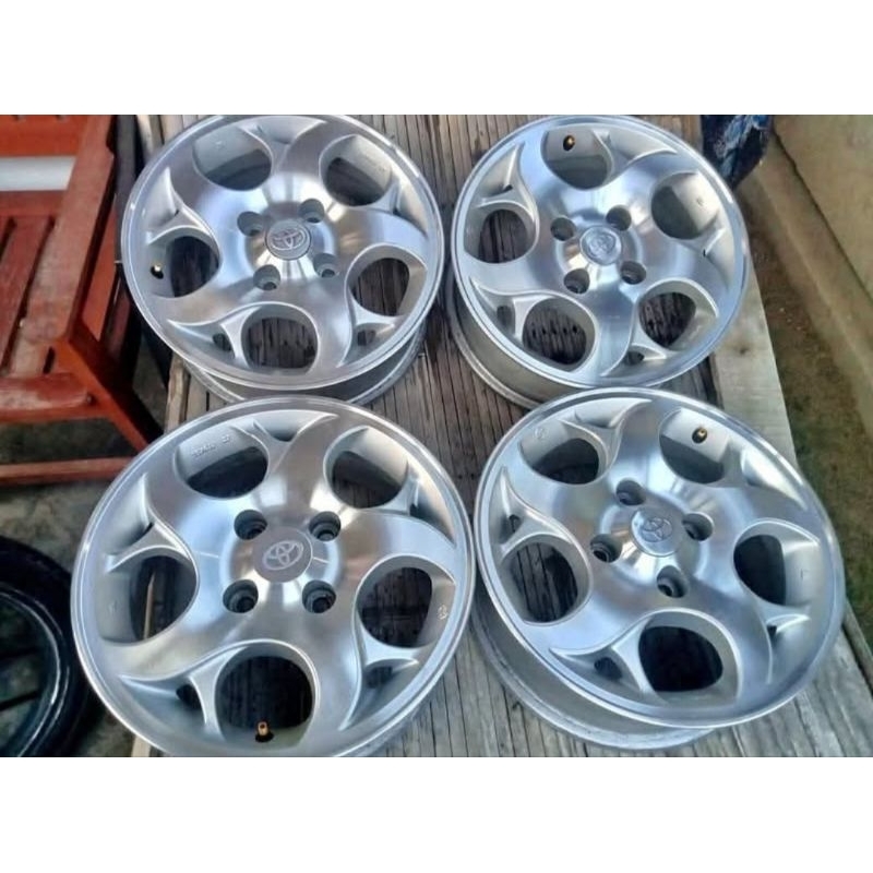 VELG KIJANG KRISTA DIESEL R.15 ( 4 BIJI ) ORIGINAL