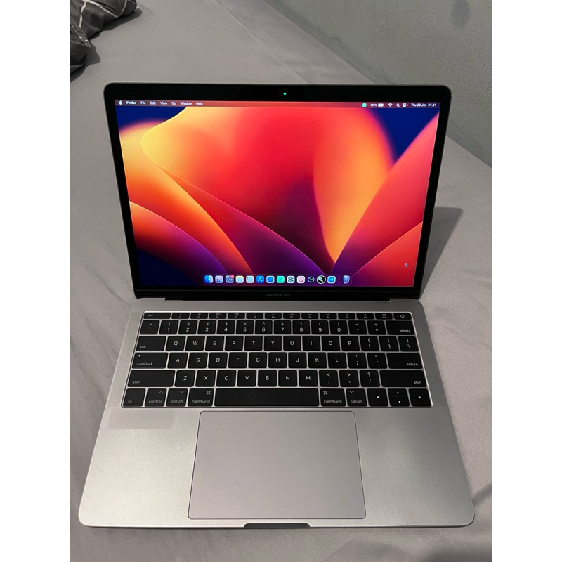 Macbook pro 2017 non touchbar