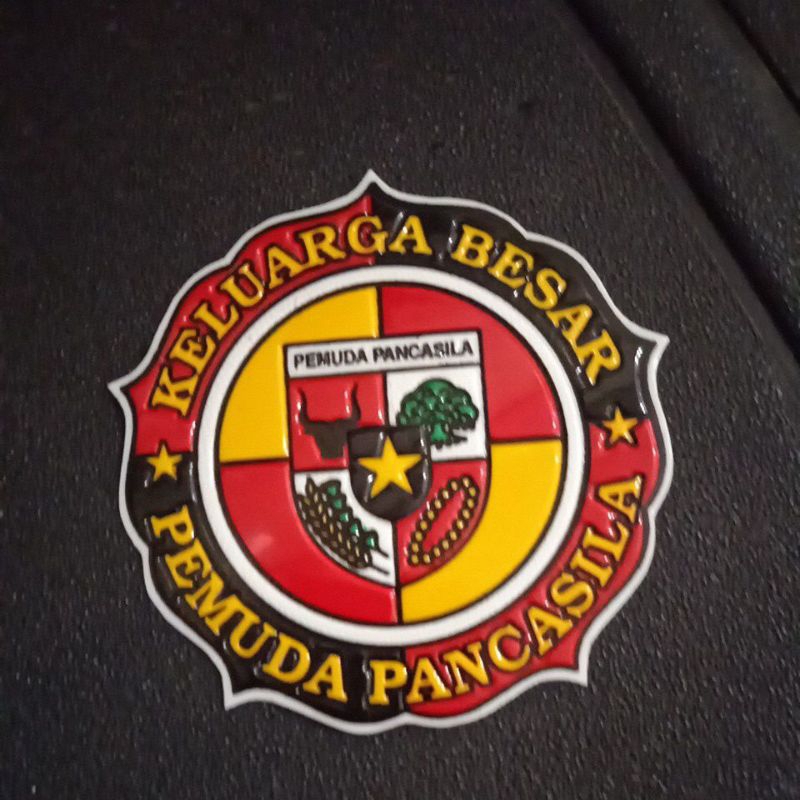 

Stiker embos logo Pemuda Pancasila Rege