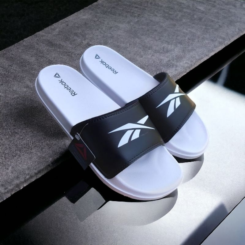 SANDAL PRIA WANITA TERMURAH ANTI SLIP RINGAN SANDAL SLIDE SELOP SLOP HITAM PUTIH POLOS DISTRO SENDAL