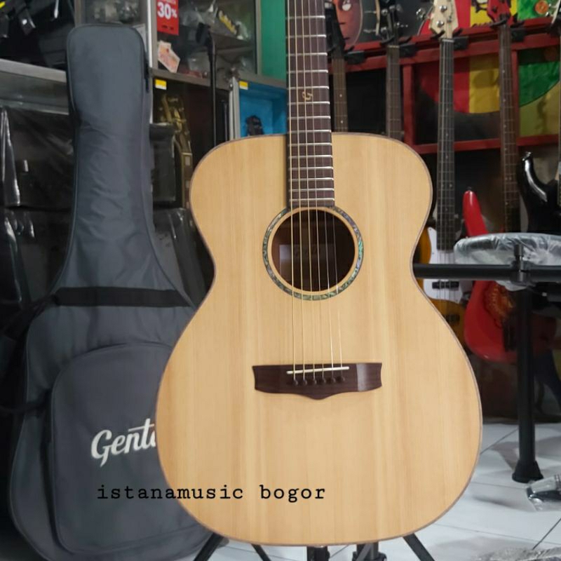 Gitar Genta akustik A400 Audythorium Mahogany