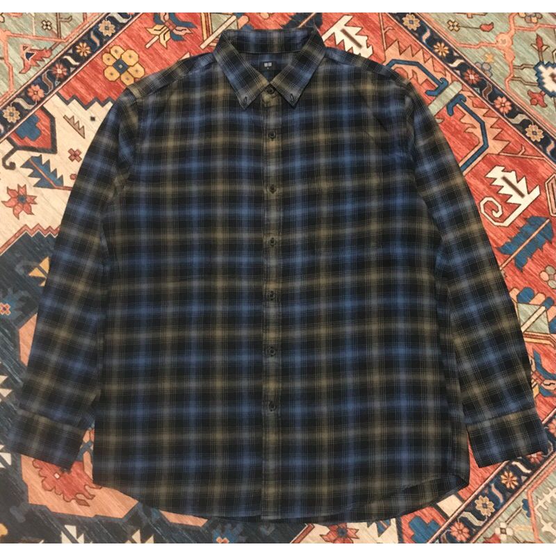 Kemeja Flannel Uniqlo Veterano Black Blue ( L )