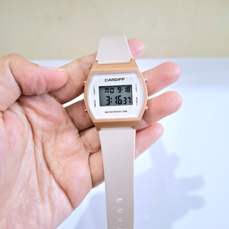 Jam Tangan Cardiff Pria Wanita LCD 3007 Digital Water Resistant