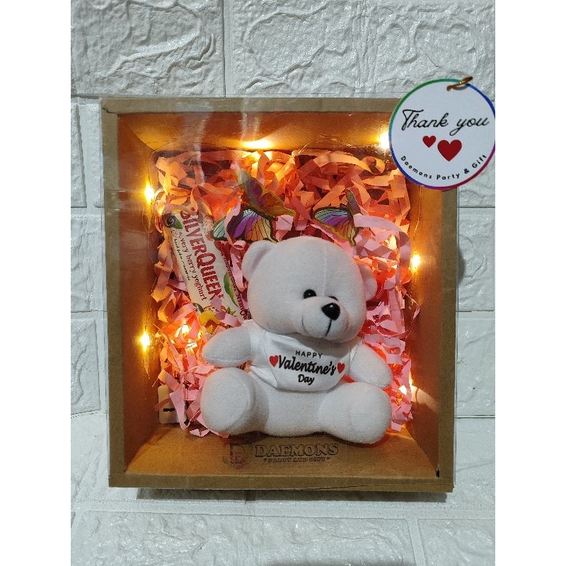 

BOX BONEKA + COKLAT + KERTAS / GIFT BOX / GIFT BOX VALENTINE / BOX MIKA GIFT