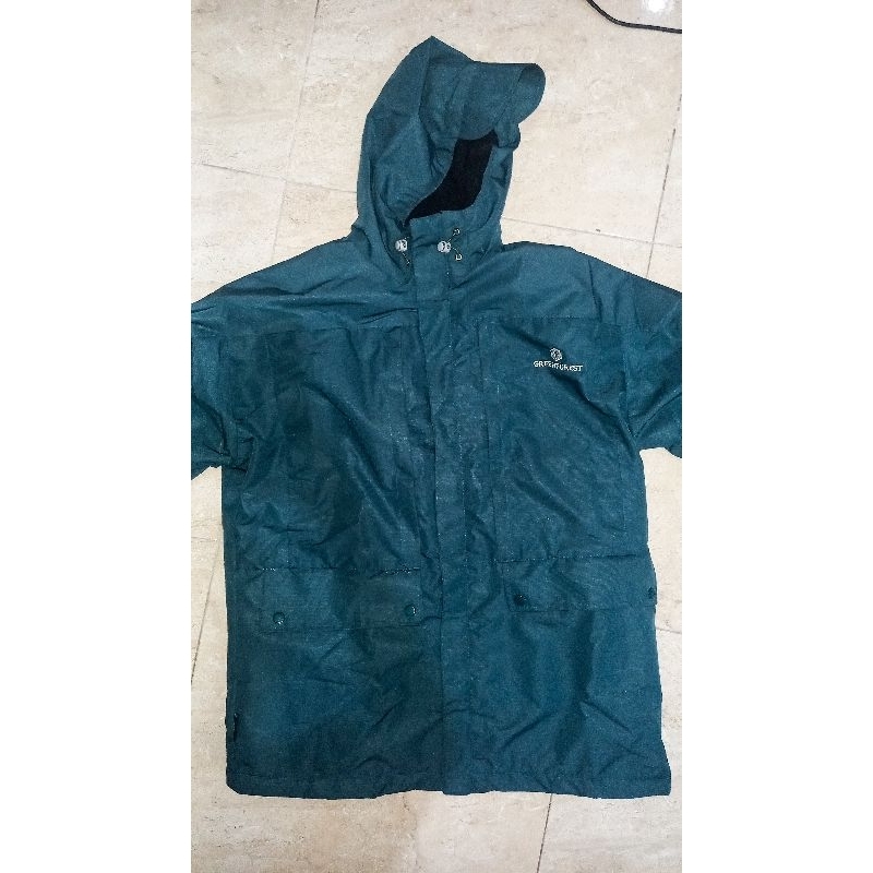 Preloved Greenforest Wakatobi Jaket Gunung Waterproof Inner Polar Pria dan Wanita