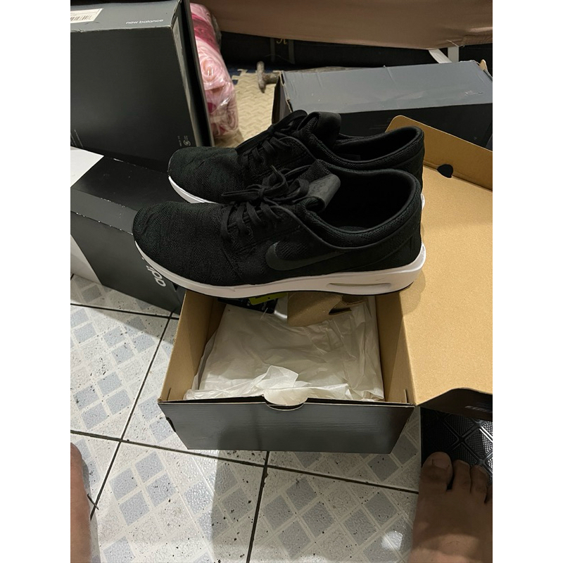 NIKE SB AIR MAX JANOSKI 2 BLACK WHITE