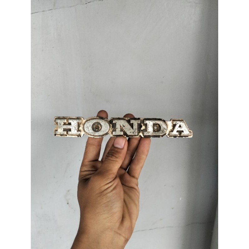 Emblem tangki Cg Cgn original copotan L kiri saja